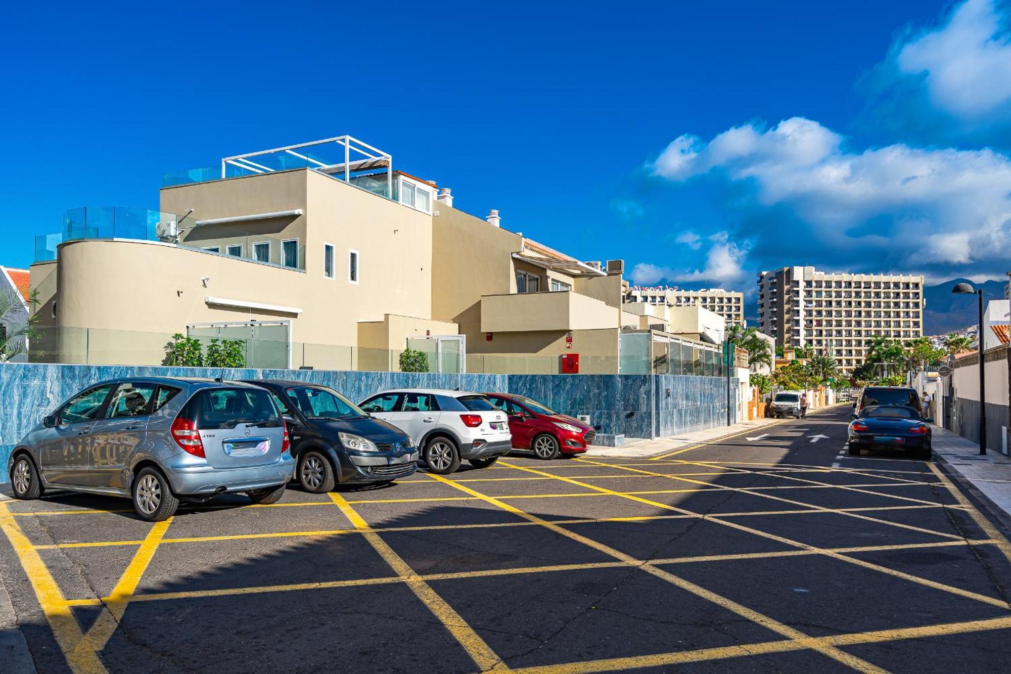 أرونا Bal Apartments Adults Only المظهر الخارجي الصورة