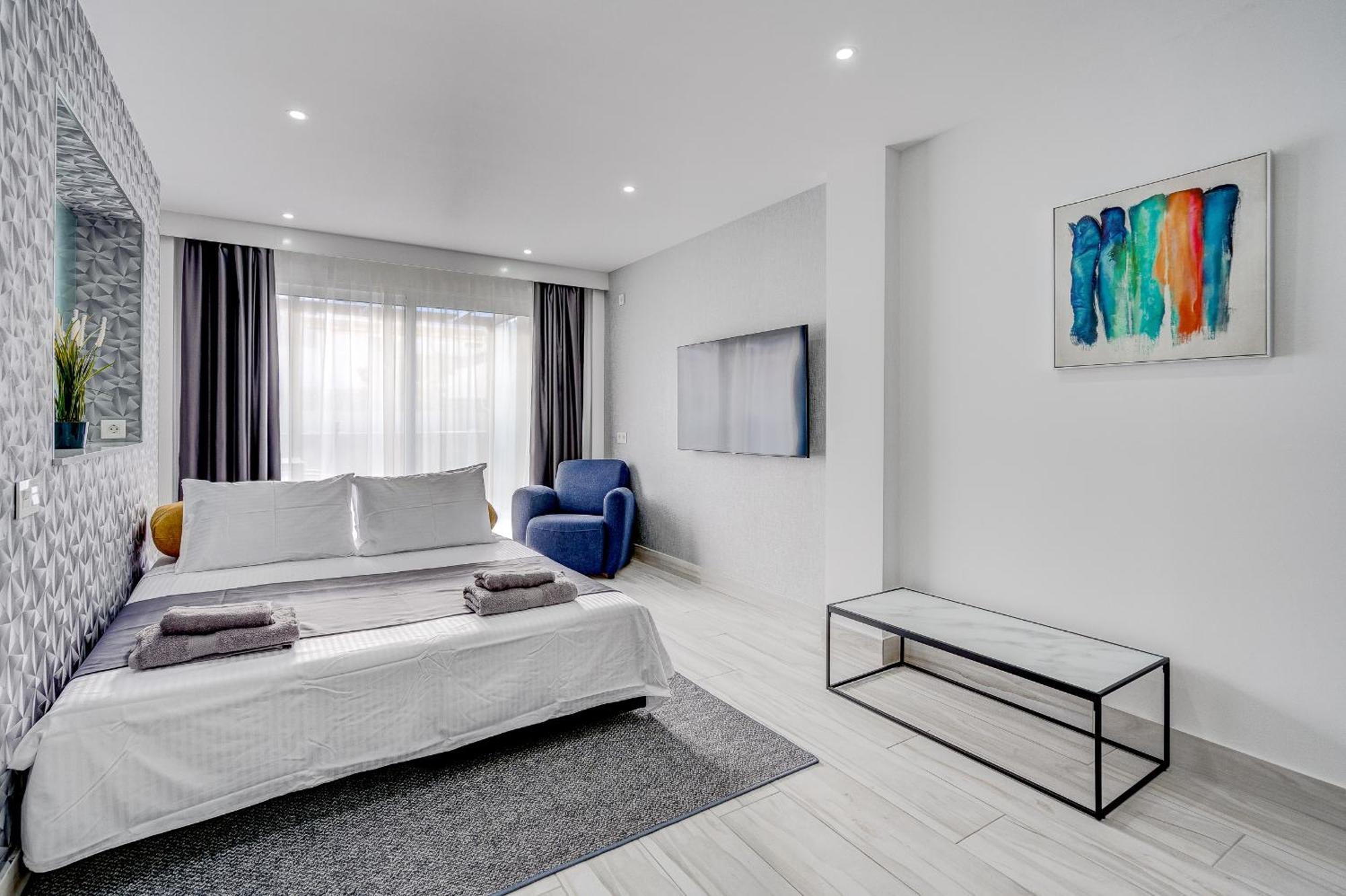 أرونا Bal Apartments Adults Only المظهر الخارجي الصورة