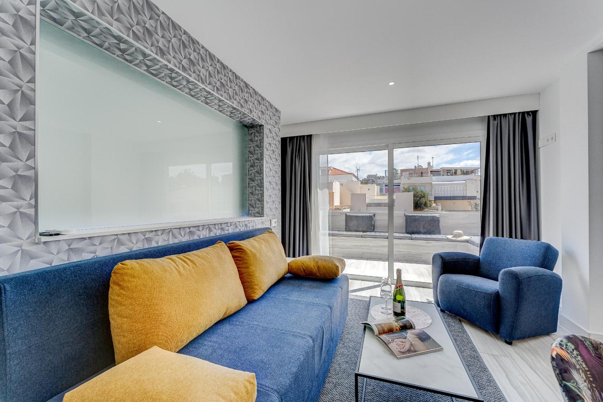 أرونا Bal Apartments Adults Only المظهر الخارجي الصورة